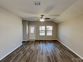 837 Wylie St in Crowley, TX - Building Photo - Building Photo