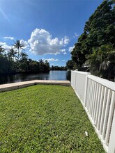 1812 E Oakland Park Blvd in Oakland Park, FL - Building Photo - Building Photo