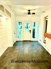 11104 Sunnyslope Dr in Kansas City, MO - Building Photo - Building Photo