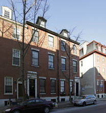 304-306 S 10th St in Philadelphia, PA - Building Photo - Building Photo