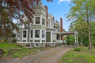 1 Franklin Pl in Morristown, NJ - Building Photo