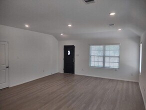 1420 Cantabria Ct in Conroe, TX - Building Photo - Building Photo