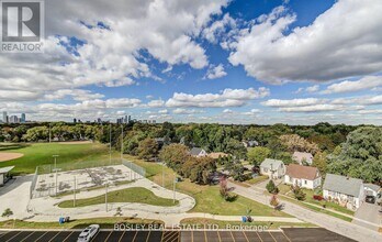 7-707 Smith Crescent in Toronto, ON - Building Photo - Building Photo