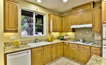 457 N Estes Way in Mountain House, CA - Building Photo - Building Photo