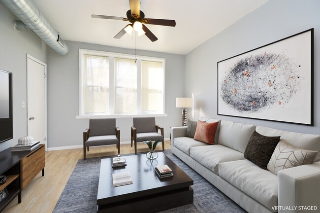 1154 W 17th St, Unit #1 in Chicago, IL - Foto de edificio - Building Photo