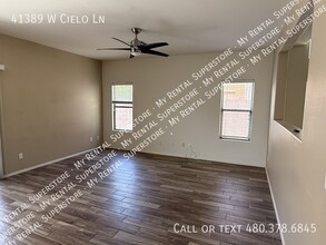 41389 W Cielo Ln in Maricopa, AZ - Foto de edificio - Building Photo