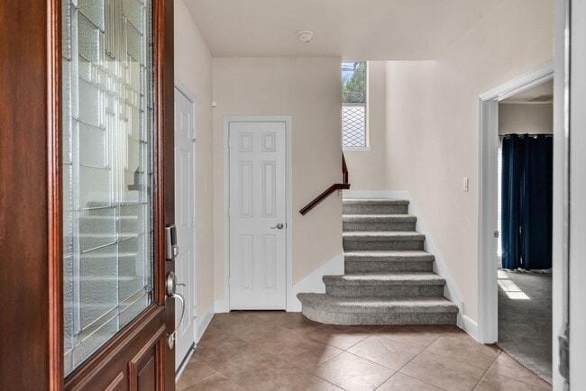 property at 1607 W Dallas St