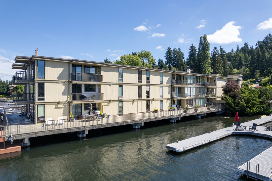 Yarrow Bay in Kirkland, WA - Building Photo