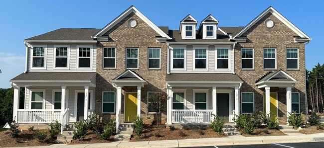 property at 1331 Darlington Dr