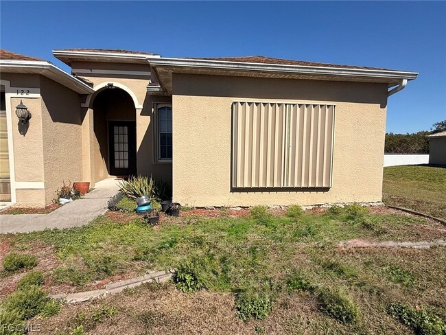 property at 122 Grant Blvd