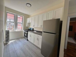 90 E 52nd St-Unit -3 in Brooklyn, NY - Building Photo - Building Photo