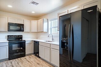 615 S Santa Rita Ave in Tucson, AZ - Building Photo - Building Photo