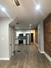 2737 Maryland Ave in Baltimore, MD - Building Photo - Building Photo