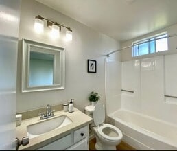 Victory Apartments in North Hollywood, CA - Building Photo - Building Photo