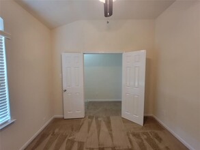 2223 Castle Gardens Ln in Katy, TX - Building Photo - Building Photo