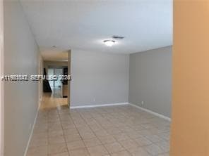 3760 Coral Springs Dr in Coral Springs, FL - Building Photo - Building Photo