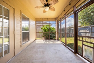 2529 Windrose Dr in Corpus Christi, TX - Building Photo - Building Photo