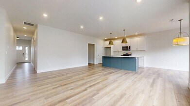 3811 Boulder Ridge Dr in Champaign, IL - Building Photo - Building Photo