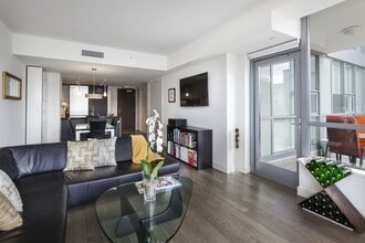 435 China Basin St in San Francisco, CA - Building Photo - Building Photo