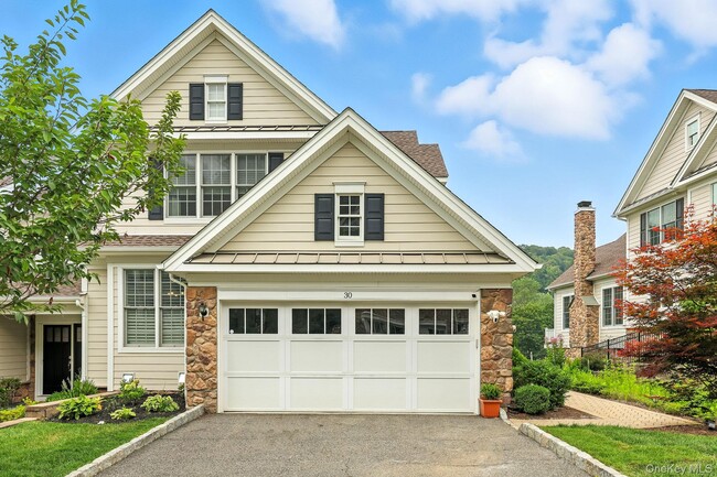 30 Dennis Ln in Pleasantville, NY - Building Photo - Building Photo