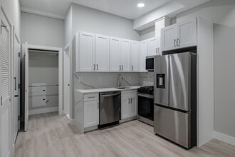 22 Fleet St in Jersey City, NJ - Building Photo - Interior Photo