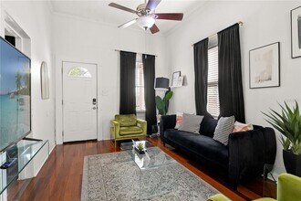 2206 E 3rd Ave in Tampa, FL - Foto de edificio - Building Photo