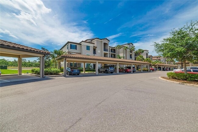 16804 Vardon Ter, Unit 201 in Bradenton, FL - Building Photo - Building Photo