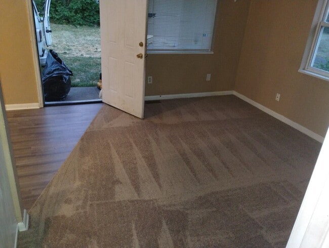 property at 2529 W Riverview Ave