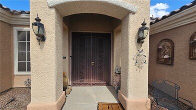 2584 Evening Sky Dr in Henderson, NV - Foto de edificio - Building Photo