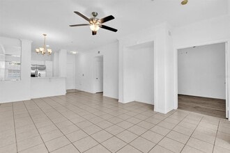 2648 Robert Trent Jones Dr in Orlando, FL - Building Photo - Building Photo