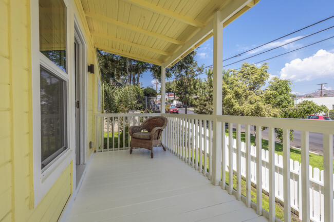 1433 Talmadge St in Los Angeles, CA - Building Photo - Building Photo