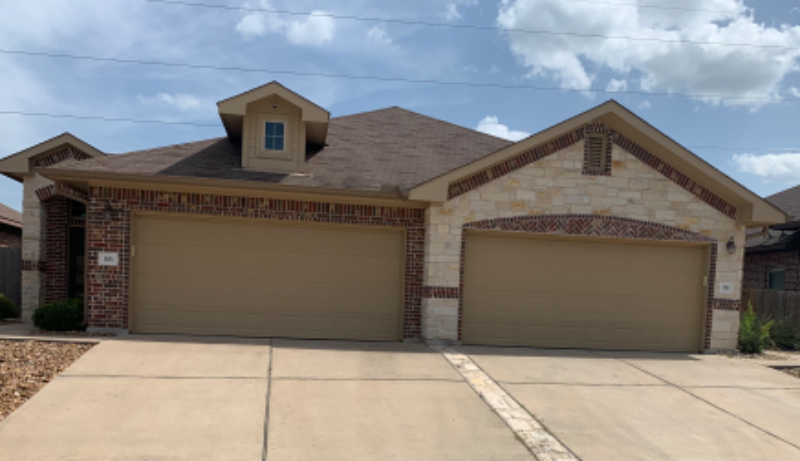 118 Hidden Springs Dr in Bastrop, TX - Building Photo