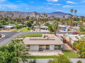 71996 Vista Del Rio in Rancho Mirage, CA - Building Photo