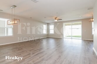 2000 Remembrance Ave in St. Cloud, FL - Building Photo - Building Photo