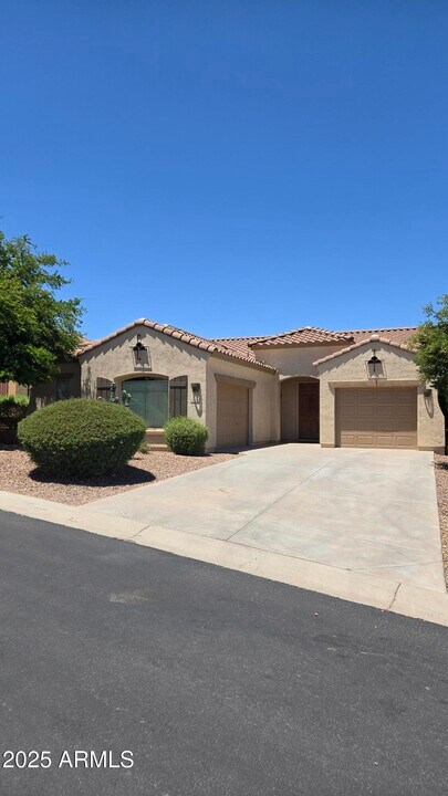 3316 W Inspiration Dr in Anthem, AZ - Building Photo