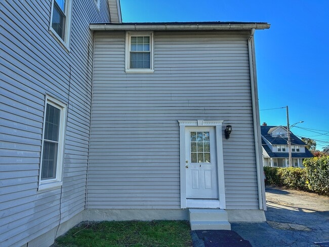 2 Gregory Blvd