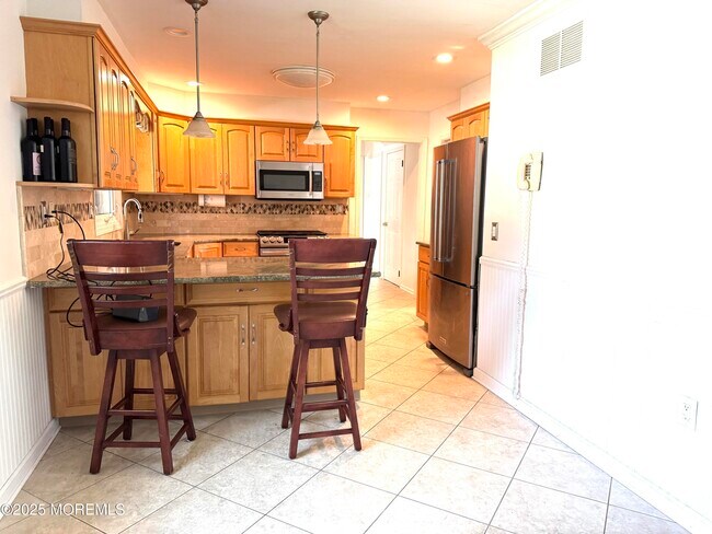 28 Ridge Rd in West Long Branch, NJ - Building Photo - Building Photo