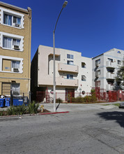 827 Fedora St in Los Angeles, CA - Foto de edificio - Building Photo