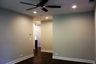 3919 N Janssen Ave, Unit 1E in Chicago, IL - Building Photo - Building Photo