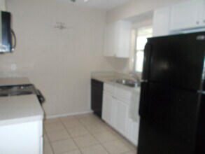 4261 Island Cir in Ft. Myers, FL - Building Photo - Building Photo