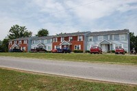 Building Photo - Meadowlark Townhouses Apartments in Murray, Kentucky