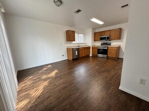 11202 Dublin Ledge in San Antonio, TX - Building Photo - Building Photo