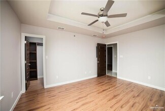 3017 S L St, Unit B in McAllen, TX - Building Photo - Building Photo