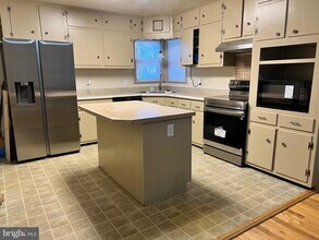 5700 Harrison Rd in Fredericksburg, VA - Building Photo - Building Photo