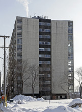 Juliana Apartments in Ottawa, ON - Building Photo - Building Photo