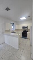 1523 SE 24th Ct in Homestead, FL - Building Photo