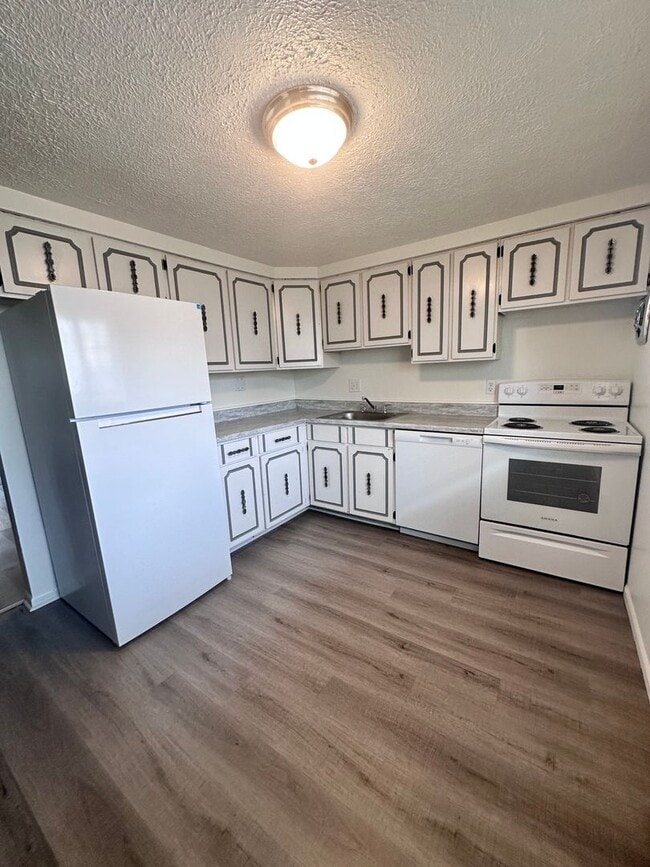 property at 454 Market St