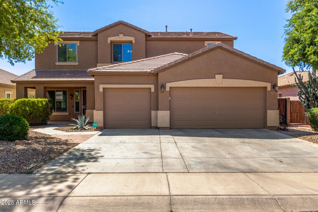3437 E Kingbird Pl in Chandler, AZ - Building Photo