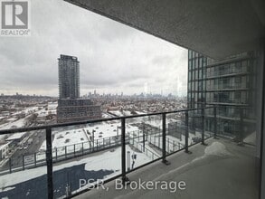 1285 Dupont St in Toronto, ON - Building Photo - Building Photo