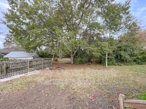 806-B N Magnolia St in Summerville, SC - Building Photo - Building Photo